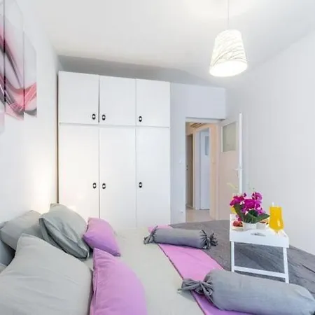 Jamblip - Two Bedroom With Balcony * Сплит
