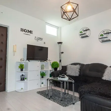 Апартаменты Jamblip - Two Bedroom With Balcony Сплит