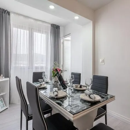 Jamblip - Two Bedroom With Balcony 스플리트