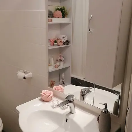 Апартаменты Jamblip - Two Bedroom With Balcony